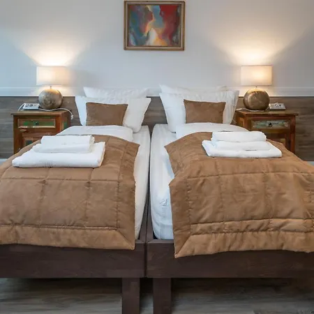 Risa Hotels, Landgasthaus Zum Kreuz - Self Check In Gasthof